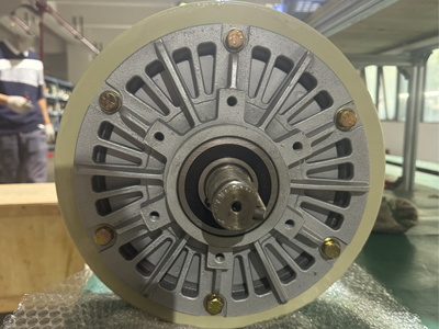 一臺自動切模機要裝幾臺磁粉制動器 一臺自動切模機要裝幾臺磁粉制動器