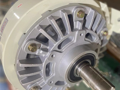 磁粉離合器在印刷行業的核心應用與技術優勢 磁粉離合器在印刷行業的核心應用與技術優勢