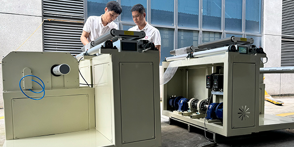 為什么選擇臺靈機電定制的雙工位自動放卷機? 為什么選擇臺靈機電定制的雙工位自動放卷機?