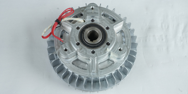 磁粉剎車器在自動模切機中如何提升運行效率? 磁粉剎車器在自動模切機中如何提升運行效率?