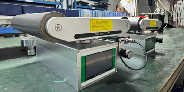 臺靈15年專注復合機自動收卷糾偏器,品質更勝一籌 臺靈15年專注復合機自動收卷糾偏器,品質更勝一籌